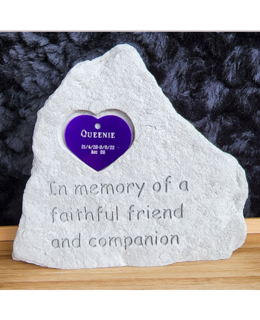 Memorial Rock Heart Grey